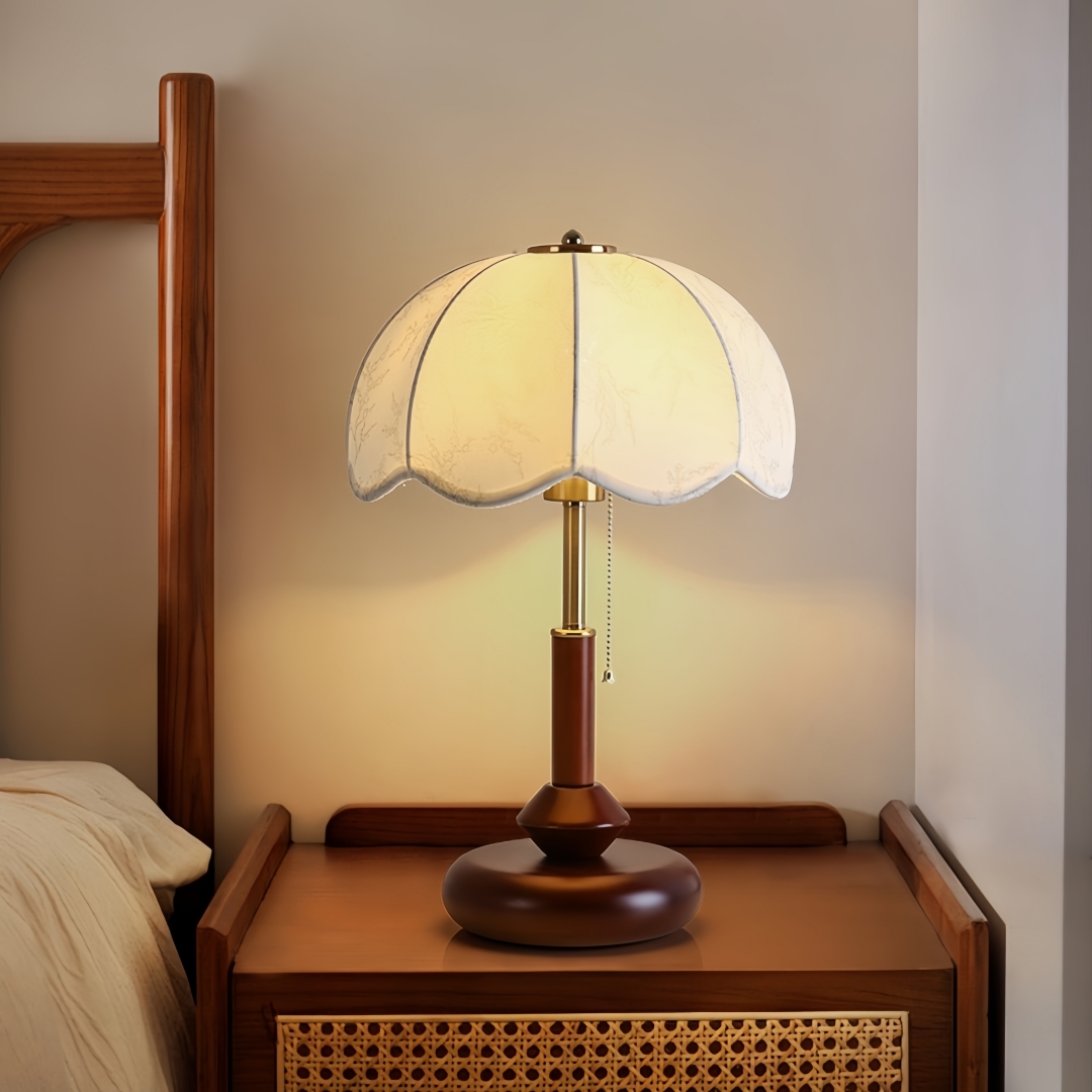 Vintage Scalloped Dome Table L - Textiles For Home 评论和价格